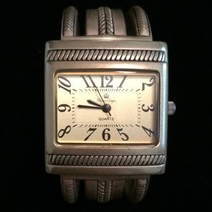 Cairo Watch